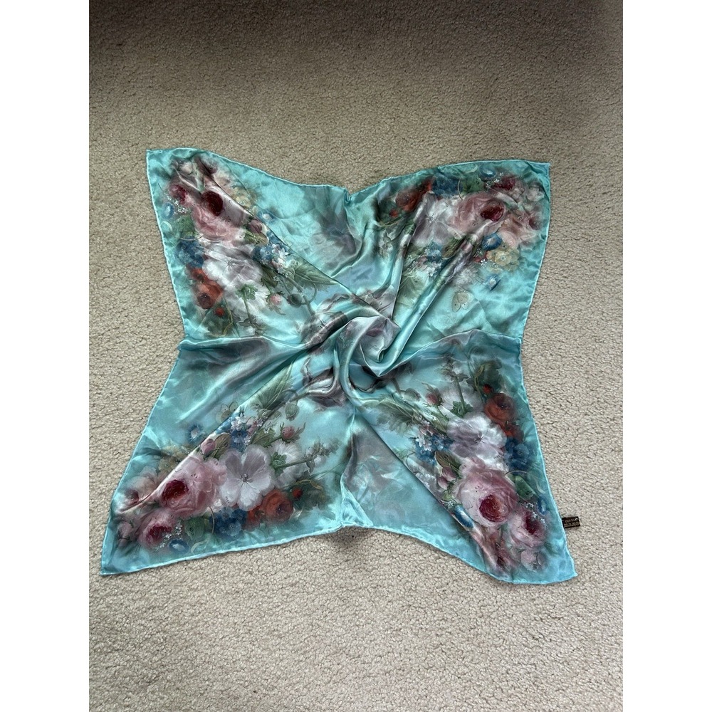 VTG 100% Silk Scarf Soft Blue Floral Botanical Cottagecore Hand Rolled Hem 25”